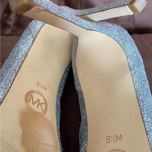 MICHAEL KORS  silver sparkle pumps - Picture 8 of 8